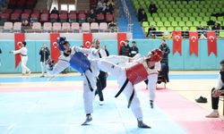Taekwondo İl Birinciliğinde Kıyasıya Rekabet
