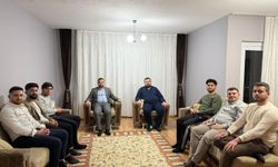 AK Gençlik’ten Üniversite Öğrencilerine Sahur Ziyareti