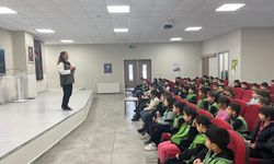 Öğrenciler Doğayla Buluşuyor