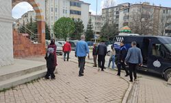 Elazığ'da dilencinin ‘bebek arabası' hilesi zabıtaya takıldı