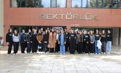 Fırat Üniversitesi'nde okul gezileri sürüyor