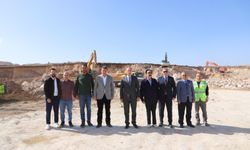 Rektör Prof. Dr. Göktaş, Üniversitenin Yeni Hastane Binası İnşaat Çalışmalarını İnceledi