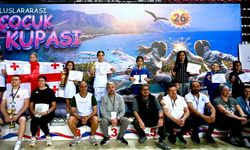 “Antalya’da Tarih Yazdı: Elazığlı Eskrimci Elif Reyyan Kaya’dan Uluslararası Başarı”