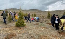Minik Eller Doğaya Nefes Oldu