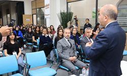 Vali Hatipoğlu Gençlerle Buluştu: Kariyer Yolculuğuna Rehberlik