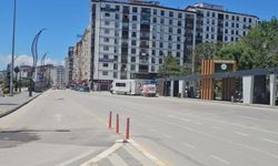 Elazığ'da cadde ve sokaklar boş kaldı