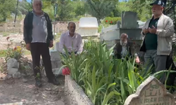 Ülkücü Şehit Cevdet Karakaş Kabri Başında Anıldı