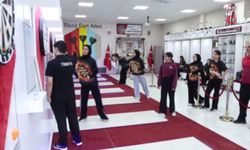 Elazığ'da genç kızların dart sporuna ilgisi artıyor