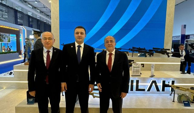 Riyad’da Türkiye–Azerbaycan Savunma Teması