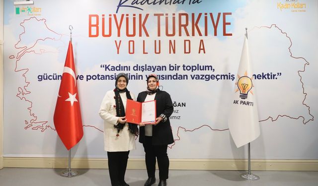 AK Parti Elazığ’da Kadın Kollarında Görev Değişimi: Maden ve Sivrice’de Yeni Dönem