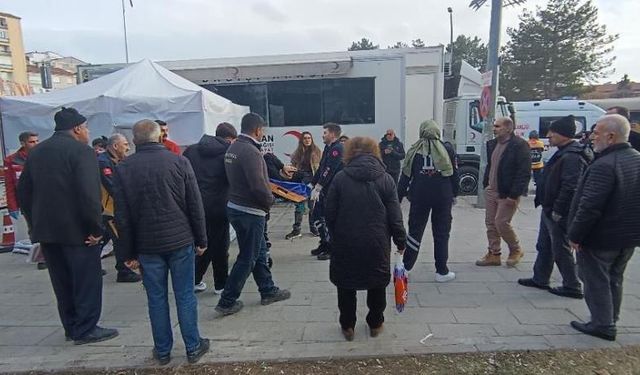 Elazığ'da Bıçaklı Kavga