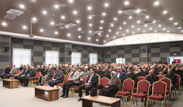 Elazığ’da Din Görevlileri Bir Araya Geldi