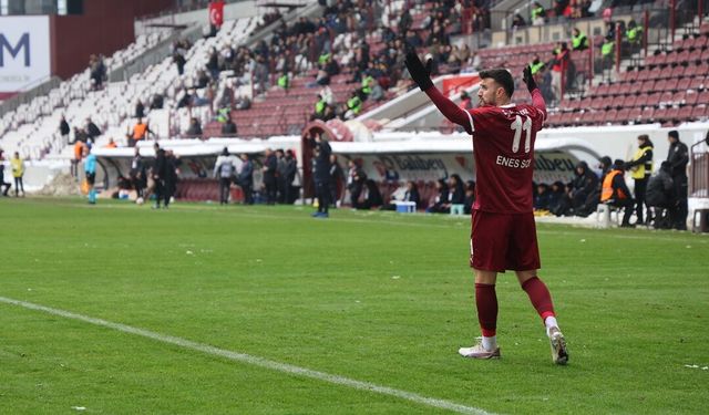Elazığspor’da Enes Soy sakatlandı