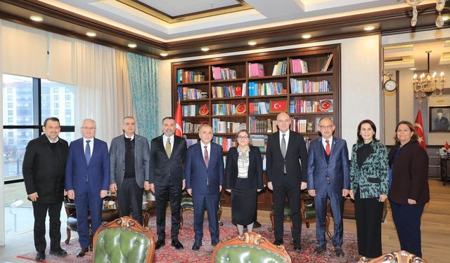 Gaziantep ve Elazığ Heyetinden İş Birliği Görüşmesi