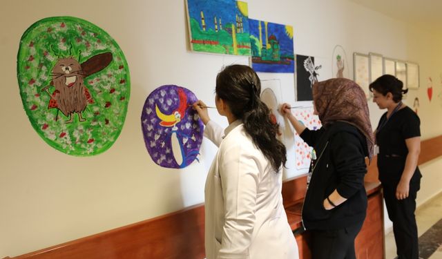 Fırat Üniversitesi Hastanesi’nde Çocuklar İçin Moral Dokunuşu