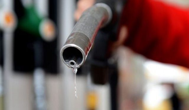 Benzine 1,56 TL Zam! Litre Fiyatı 57 TL’yi Aştı