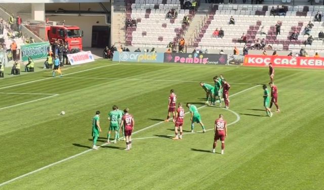 Elazığspor Maçındaki Penaltı Pozisyonu Tartışma Yarattı