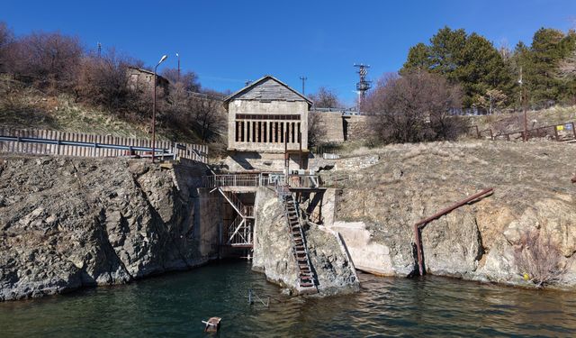 Başkan Bozcan: "Elazığ'ın ilk hidroelektrik santrali Hazar Gölü'nün kurtuluşu olabilir"