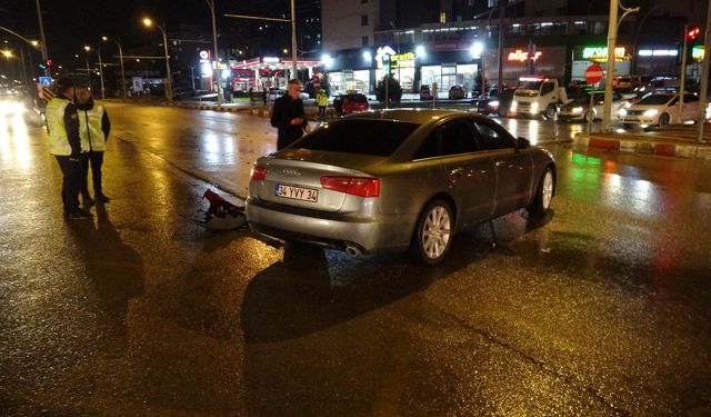 Malatya'da iki otomobil çarpıştı: 5 yaralı