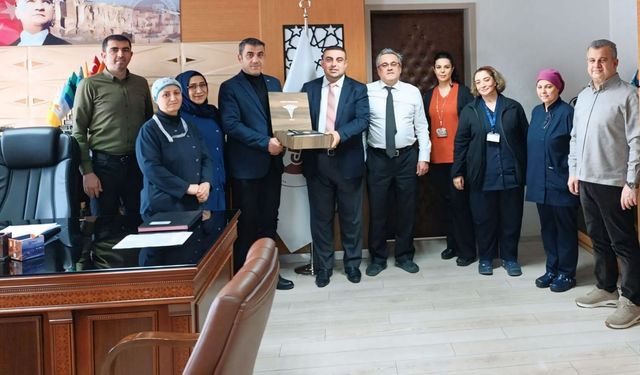 "Fırat Üniversitesi Hastanesi Birinci Oldu"