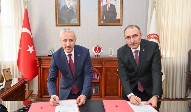 Fırat Üniversitesi ile Hatay Mustafa Kemal Üniversitesi Arasında İş Birliği Protokolü İmzalandı