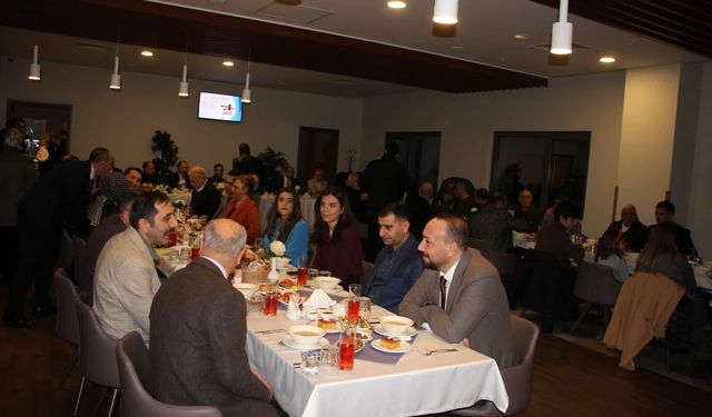 Elazığ Fethi Sekin Şehir Hastanesi’nde 14 Mart Tıp Bayramı İftar Programıyla Kutlandı