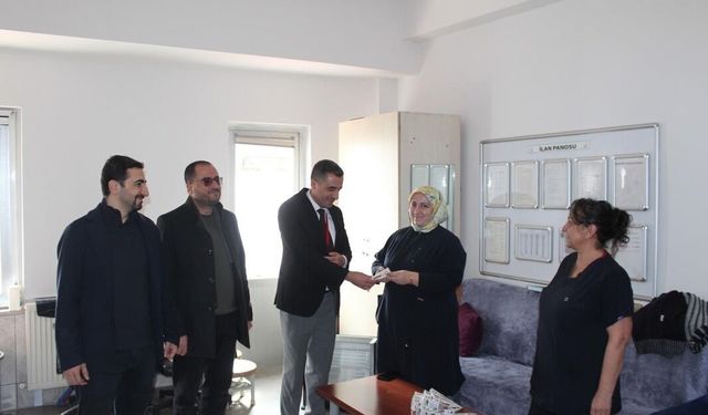 Kadir Gecesi’nin Manevi Huzuru Hastanede Paylaşıldı