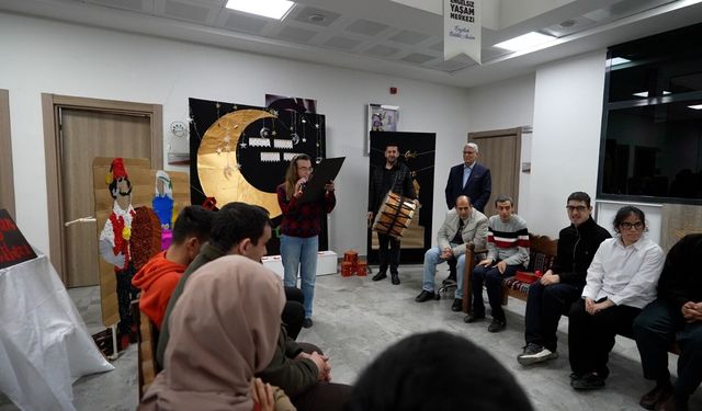 Özel Gereksinimli Bireyler İçin Özel Program