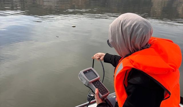 Elazığ’da su ürünleri araştırma çalışmaları sürüyor