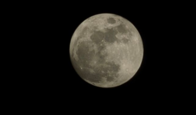 Elazığ'da "Şişkin Ay" görsel şölen sundu