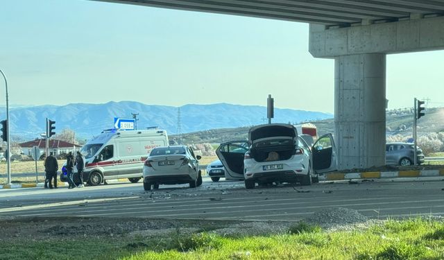 Elazığ’daki trafik kazası: 6 yaralı