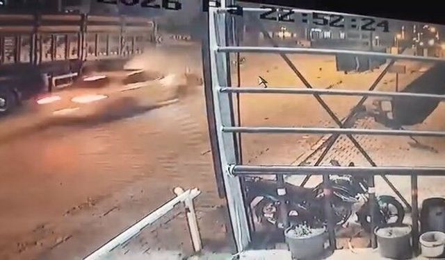Elazığ’da 4 kişinin yaralandığı kazanın görüntüsü ortaya çıktı