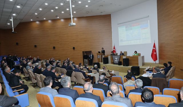 ELAZIĞ’DA DEV YATIRIM MASASI: TÜM PROJELER MASAYA YATIRILDI!