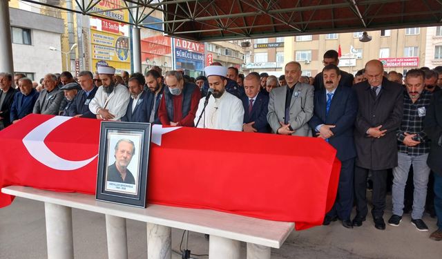 Usta Tiyatrocu Abdullah Şekeroğlu Son Yolculuğuna Uğurlandı