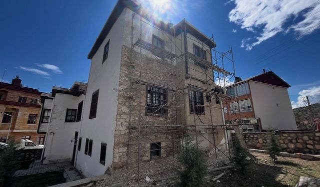 Ağın’da Tarihe Sahip Çıkılıyor: Konak Restorasyonda