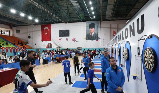 ELAZIĞ’DA TARİH YAZILDI: DART HEYECANI ZİRVEYE ÇIKTI!