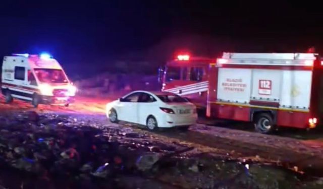 Halısahada Maç Yaparken Tel Koluna Girdi: İtfaiye Ekipleri Kurtardı
