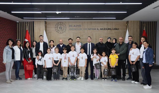 Başarılarıyla Gururlandıran Sporculara Tebrik Buluşması