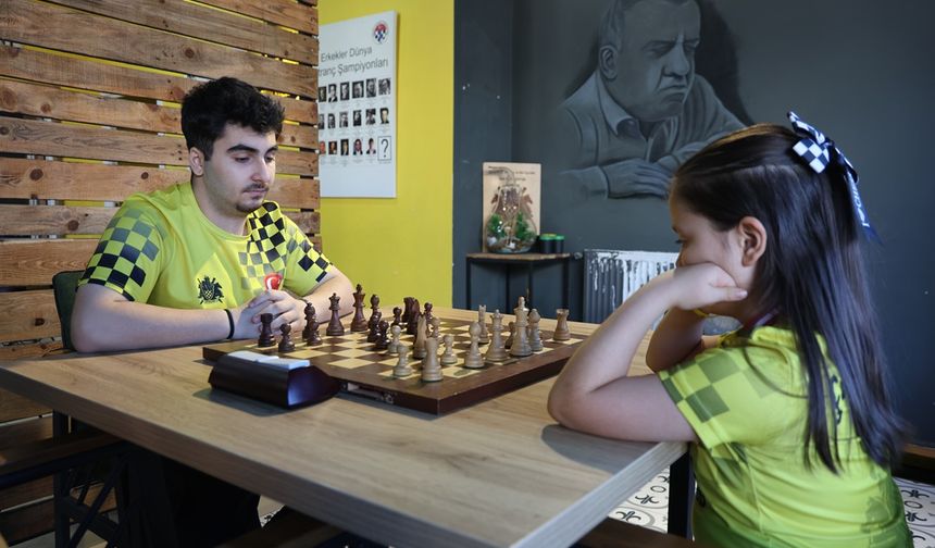 Açtıkları Satranç Kulübüyle Milli Takıma Sporcu Yetiştiriyorlar