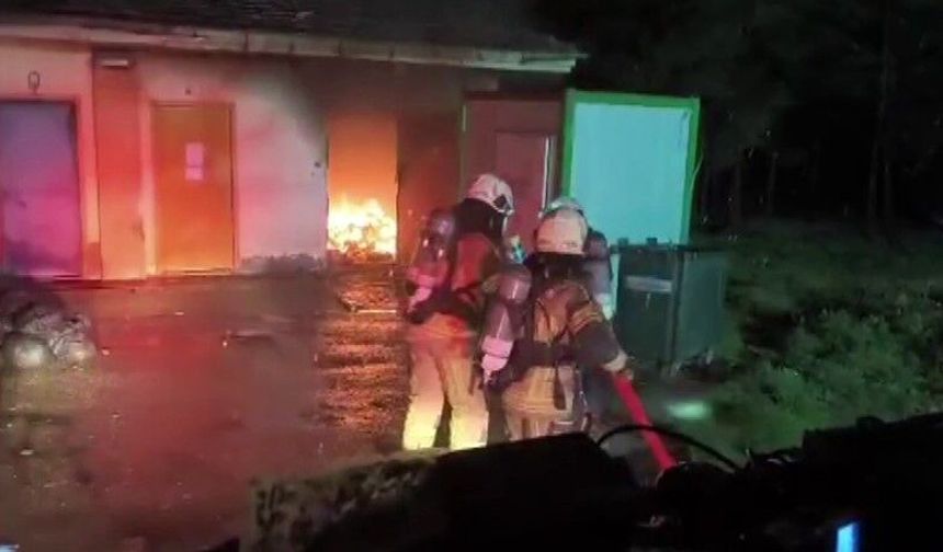 Onkoloji tıbbi atık deposunda korkutan yangın