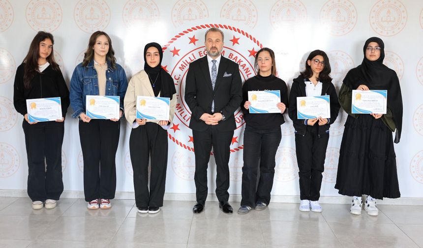 “Hayalden Satıra Projesi” Ödül Töreni Düzenlendi