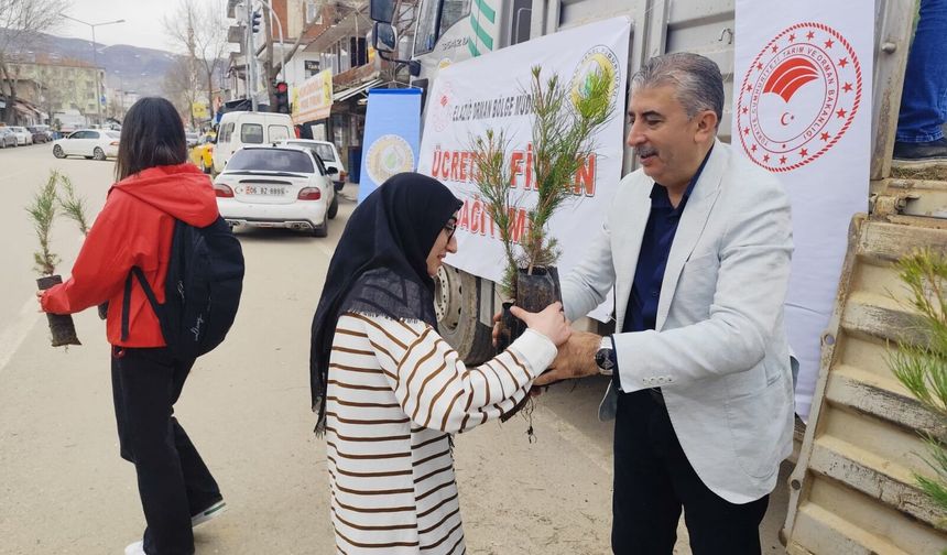 Baskil’de Fidan Seferberliği: Geleceğe Nefes Olacak