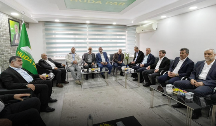 HÜDA PAR Elazığ İl Başkanlığı’ndan Kurban Bayramı Bayramlaşma Programı