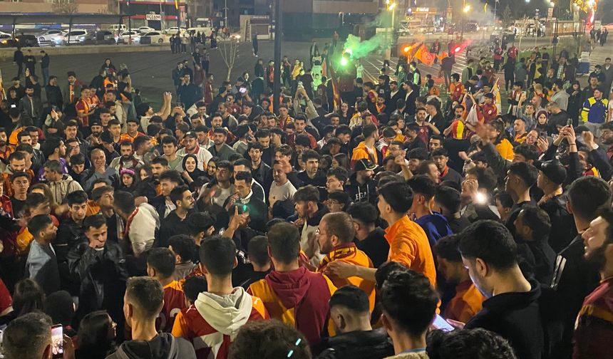 Elazığ’da Galatasaray’ın şampiyonluğu kutlandı