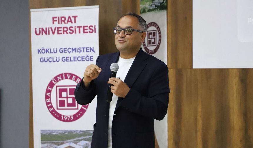 F.Ü'de “Eğitim Yöneticileri Yapay Zekâ Buluşması” Programı Gerçekleştirildi