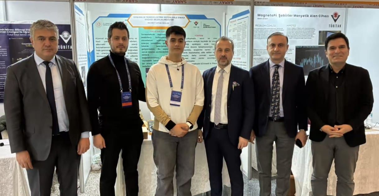 406A8A9D Fc6E 4290 Ad5F E58C2C934Dc1