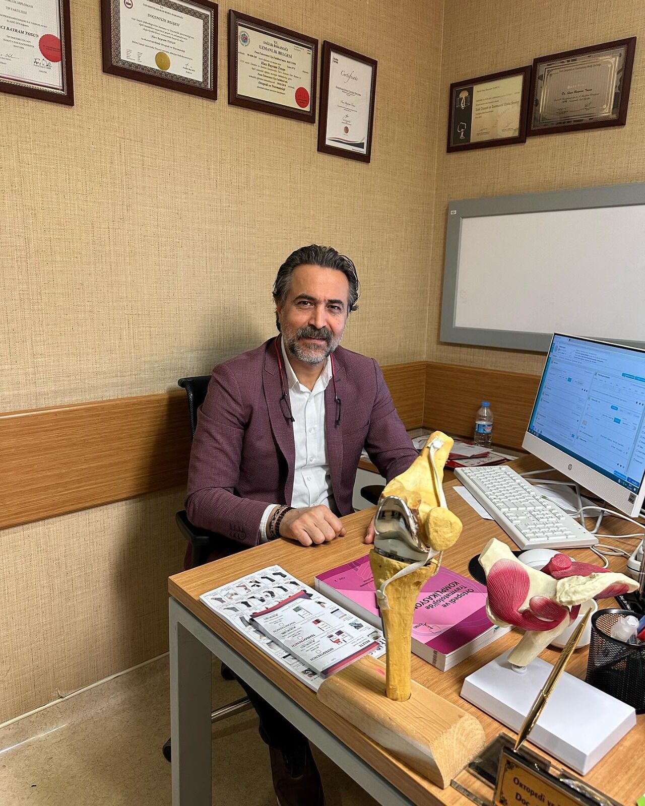 Elazığ’da Hekimlere 25 Yıl Vefa Programı