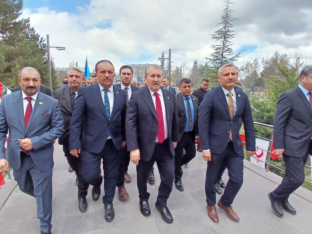 Whatsapp Image 2026 04 12 At 16.42.52 (1)