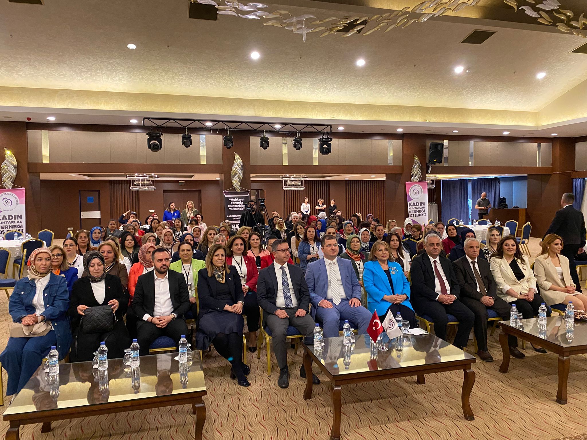 Kadın Muhtarlar Elazığ’da Bir araya Geldi